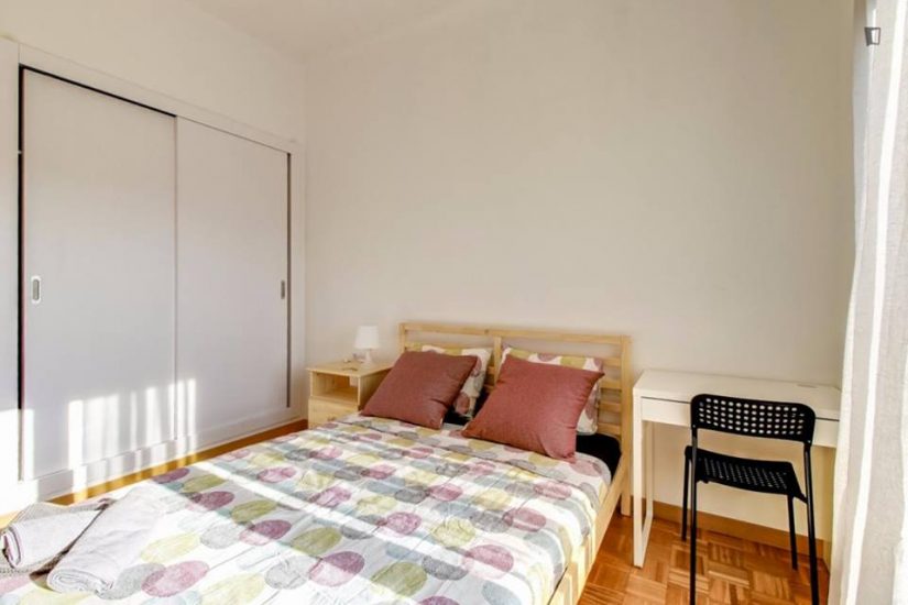 Muntaner student room for rent nr7-3